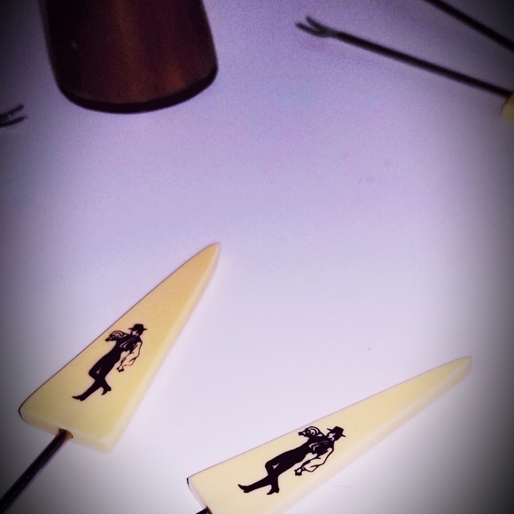 mcm carved canape picks/caballero/polished  container/six picks - Picture 3 of 3